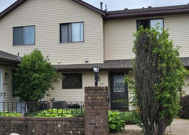 Property at 1615 Helmo Ave N, Oakdale, MN 55128, 2 beds, 2 baths