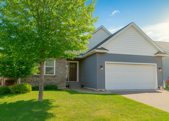 Property at 9125 Compass Pointe Rd, Woodbury, MN 55129, 3 beds, 3 baths