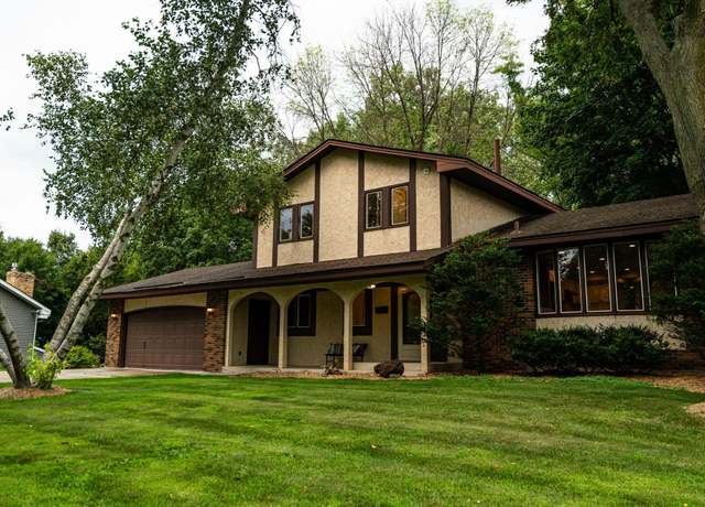 Property at 4321 Lancelot Dr, Minnetonka, MN 55345, 4 beds, 3 baths