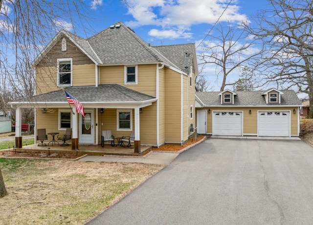 Property at 113 5th Ave S, Sauk Rapids, MN 56379, 4 beds, 2 baths