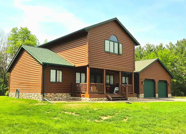 Property at 2207 Riverdale Rd, Mora, MN 55051, 3 beds, 2 baths