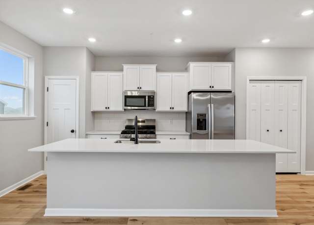 Property at 6746 Wildflower Way, Minnetrista, MN 55331, 3 beds, 3 baths