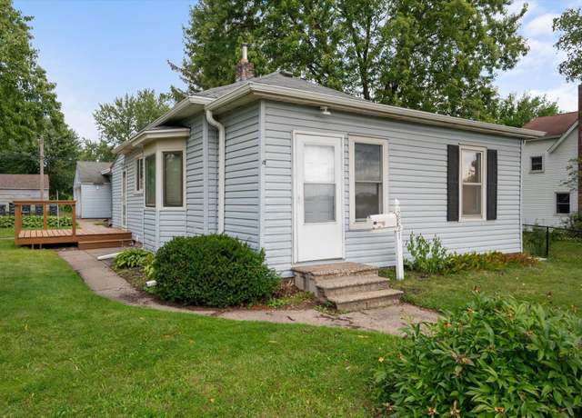 Property at 2521 12th Ave E, North Saint Paul, MN 55109, 2 beds, 1 bath