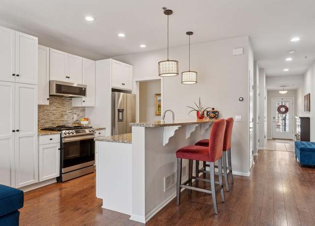 Property at 17785 Valley Cove Ct, Minnetonka, MN 55345, 2 beds, 4 baths