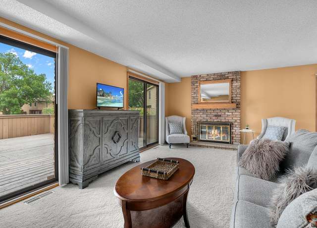 Property at 2111 Tamarin Trl, Golden Valley, MN 55427, 3 beds, 3 baths