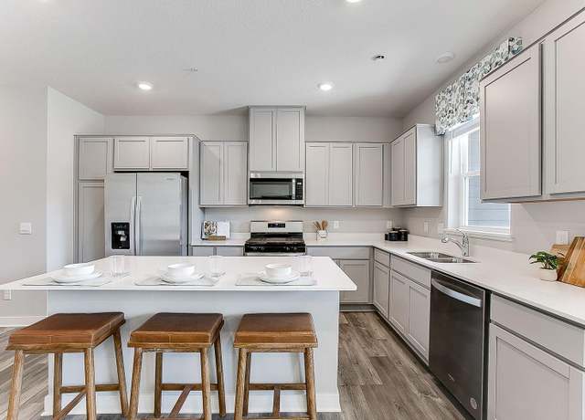 Property at 17042 Dysart Pl, Lakeville, MN 55044, 3 beds, 3 baths