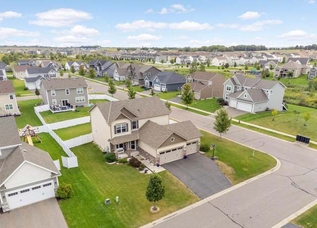 Property at 18101 Goldfinch Way, Lakeville, MN 55044, 5 beds, 4 baths