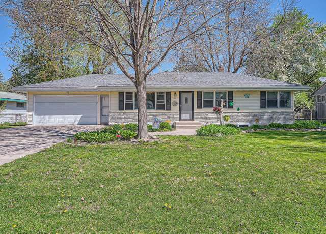 Property at 239 Hawes Ave, Shoreview, MN 55126, 3 beds, 2 baths