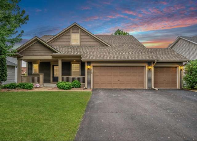 Property at 10025 Toledo Dr N, Brooklyn Park, MN 55443, 3 beds, 3 baths