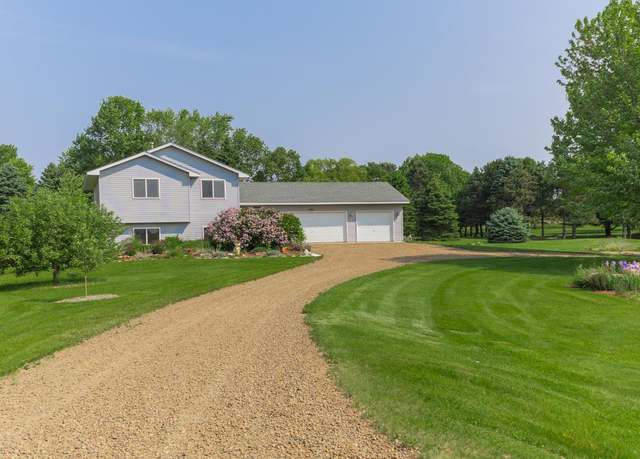 Property at 993 156th St, Hammond, WI 54015, 3 beds, 2 baths
