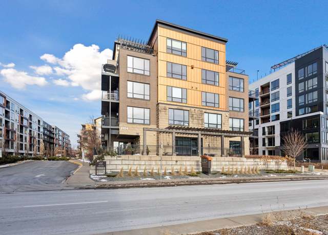 Property at 3104 W Lake St #410, Minneapolis, MN 55416, 1 bed, 1 bath