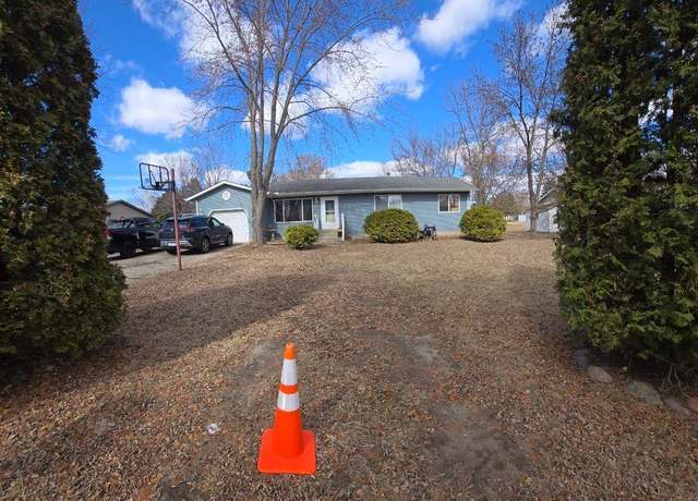 Property at 112 4th Ave NW, Rice, MN 56367, 4 beds, 1 bath
