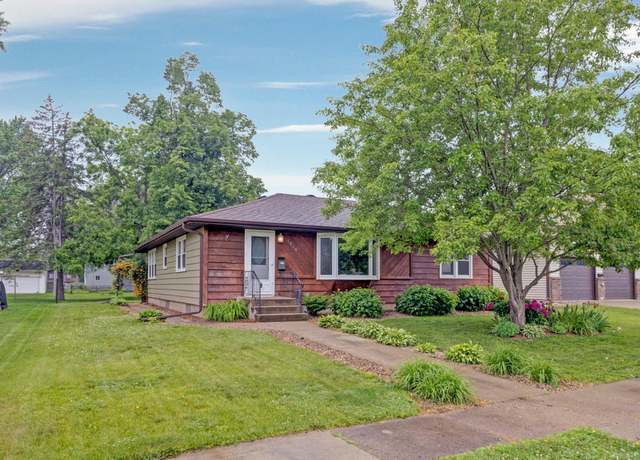 Property at 1010 3rd St, Farmington, MN 55024, 3 beds, 3 baths