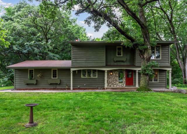 Property at 2700 Isle Royale Ct, Burnsville, MN 55337, 4 beds, 3 baths