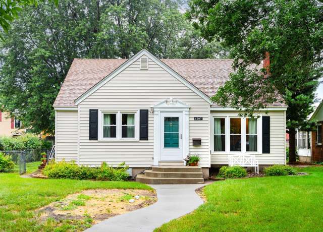 Property at 1207 6th Ave N, Saint Cloud, MN 56303, 3 beds, 3 baths