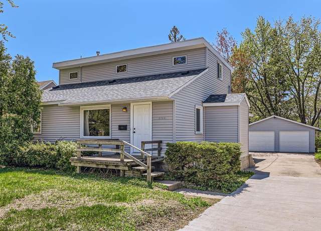 Property at 900 Park St, Anoka, MN 55303, 3 beds, 2 baths