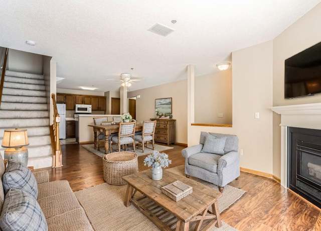 Property at 2588 Lockwood Dr, Mendota Heights, MN 55120, 2 beds, 2 baths