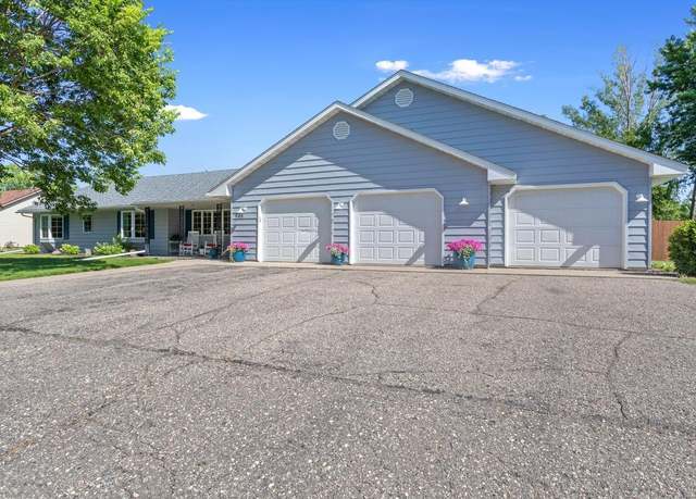 Property at 905 Sellards Dr, Dassel, MN 55325, 3 beds, 2 baths