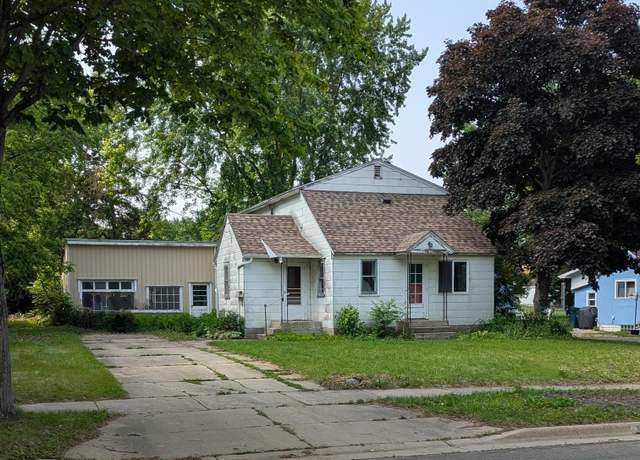 Property at 2114 5th Ave NE, Austin, MN 55912, 3 beds, 1 bath