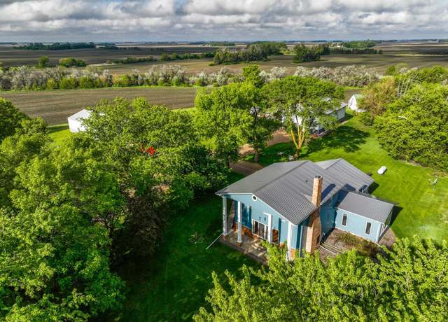 Property at 2675 380th St, Clarkfield, MN 56218, 3 beds, 3 baths