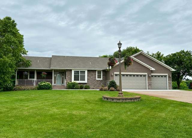 Property at 7350 233rd St N, Forest Lake, MN 55025, 2 beds, 2 baths