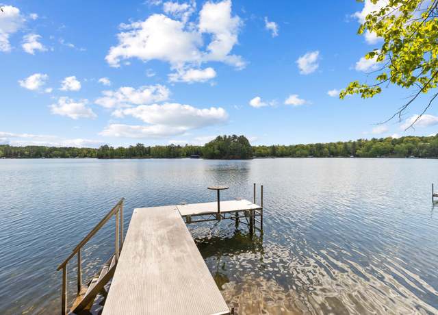 Property at 12463 White Island Dr, Crosslake, MN 56442, 4 beds, 3 baths