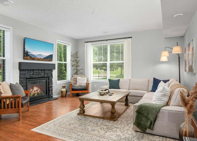 Property at 1820 Plymouth Ln #5, Chanhassen, MN 55317, 3 beds, 3 baths