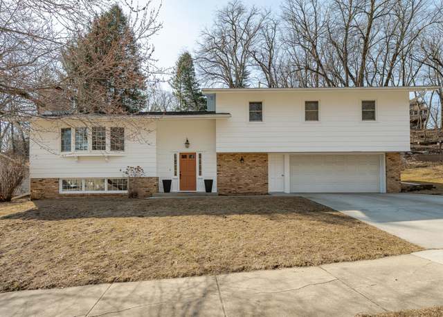Property at 1734 Walden Ln SW, Rochester, MN 55902, 4 beds, 3 baths