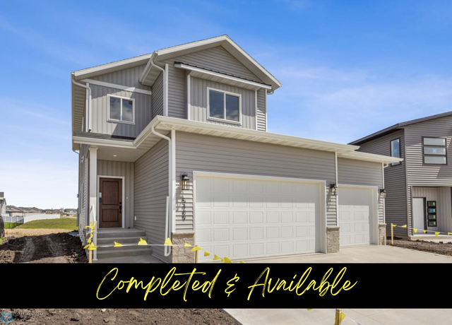 Property at 5489 Lori Ln W, West Fargo, ND 58078, 4 beds, 4 baths