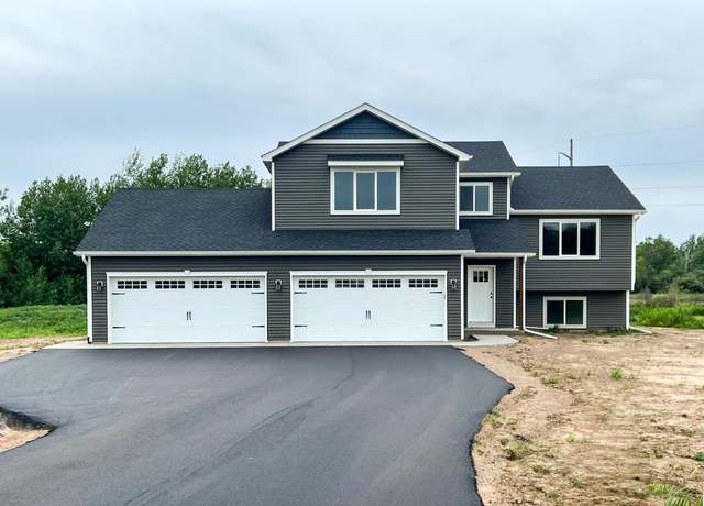 Property at 4664 9th St NE, Saint Cloud, MN 56304, 5 beds, 3 baths
