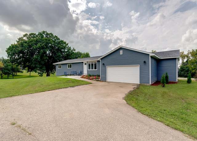 Property at 1515 Saint Paul Rd, Faribault, MN 55021, 5 beds, 3 baths