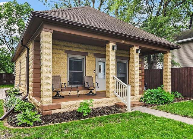 Property at 1224 Breckenridge Ave, Saint Cloud, MN 56303, 3 beds, 2 baths