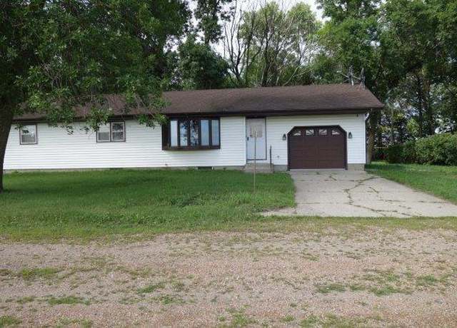 Property at 37952 Roadside Ln, Montgomery, MN 56069, 3 beds, 1 bath