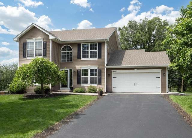 Property at 18232 Roosevelt St NW, Elk River, MN 55330, 4 beds, 4 baths