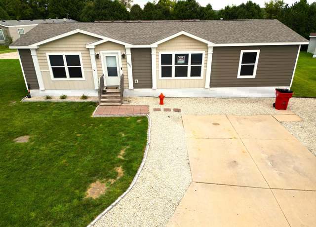 Property at 3797 SW Willow Ridge Dr SW, Rochester, MN 55902, 3 beds, 2 baths