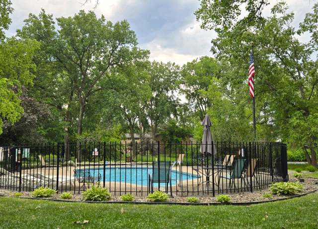 Property at 20 Windsor Ln Unit 209A, New Brighton, MN 55112, 2 beds, 2 baths