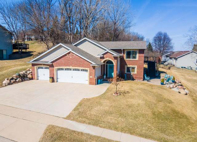 Property at 4609 Birdie Ln NW, Rochester, MN 55901, 4 beds, 2 baths