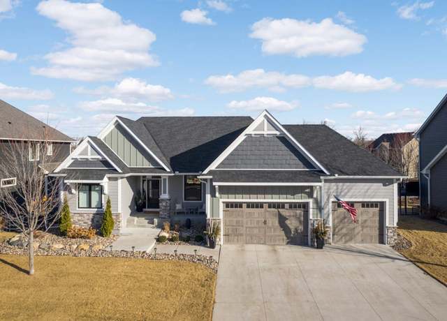 Property at 7904 Shadyview Ln N, Maple Grove, MN 55311, 4 beds, 4 baths