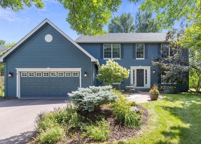 Property at 8118 Currant Pl, Eden Prairie, MN 55347, 5 beds, 4 baths