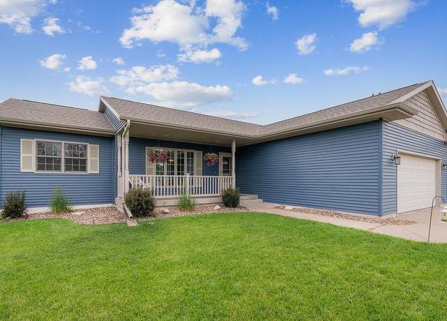 Property at 901 Winchester Ln, Holmen, WI 54636, 4 beds, 3 baths
