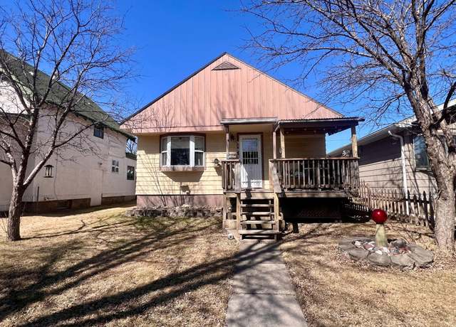 Property at 519 10th St S, Virginia, MN 55792, 2 beds, 2 baths