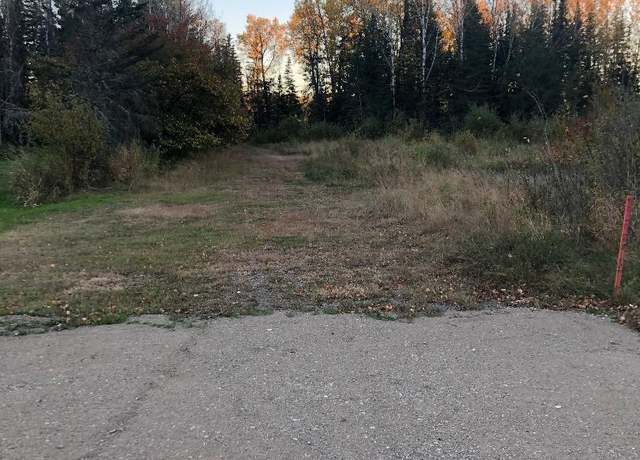 Property at 210 W Vermilion Dr, Cook, MN 55723