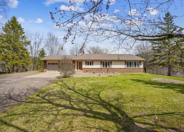 Property at 2077 110th St, New Richmond, WI 54017, 5 beds, 3 baths