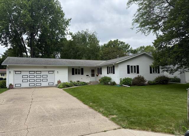 Property at 111 Donita Ave, Marshall, MN 56258, 3 beds, 2 baths