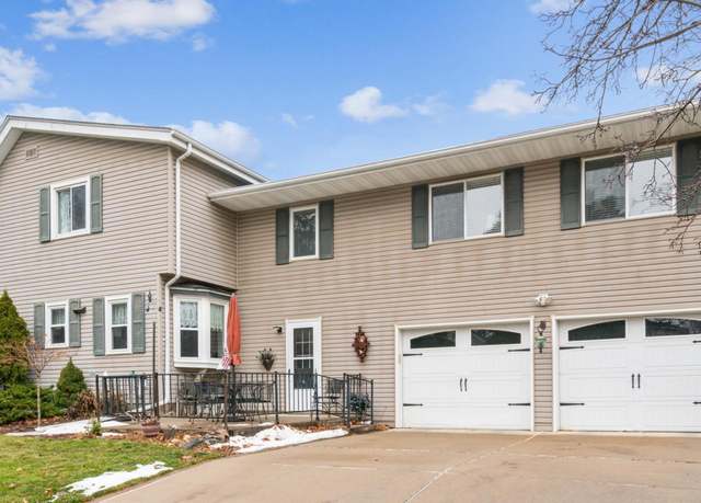 Property at 5945 Kellogg Ave, Edina, MN 55424, 4 beds, 4 baths