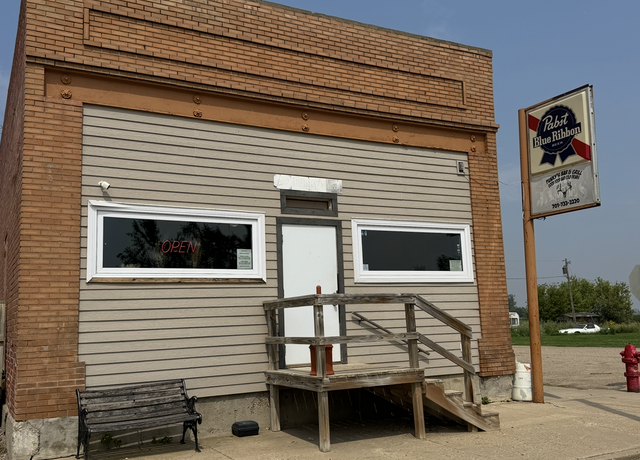 Property at 460 5th Ave, Dazey, ND 58429, 2 baths