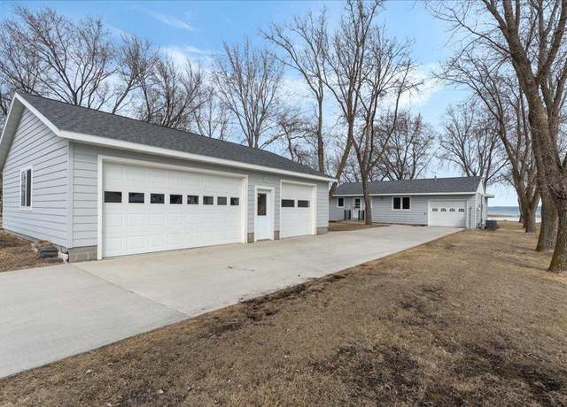 Property at 18688 N Ridge Dr, Glenwood, MN 56334, 2 beds, 1 bath