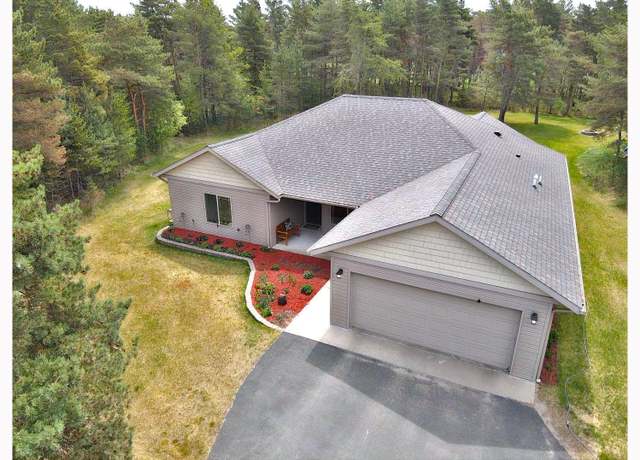 Property at 4624 Scotchpine Ct NW, Bemidji, MN 56601, 4 beds, 2 baths