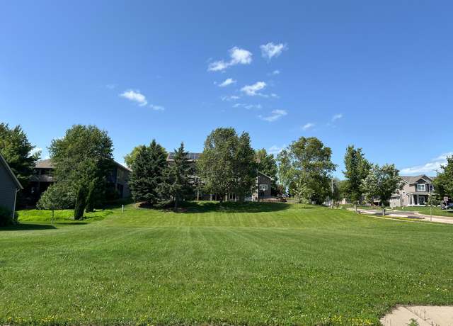 Property at 609 Afton Dr, Northfield, MN 55057