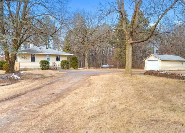 Property at 9737 Highway 95 NE, North Branch, MN 55056, 3 beds, 2 baths